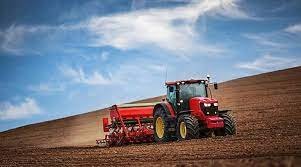 Top US Farm Machinery: Revolutionizing Modern Agriculture